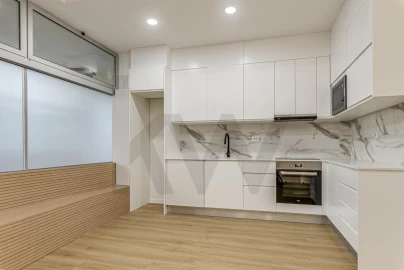 Apartamento T3 para Arrendamento em Benfica