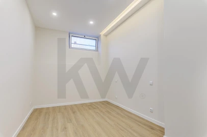 Apartamento T3 para Arrendamento em Benfica