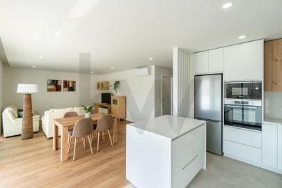 Apartamento T3 para Arrendamento em Vila Real de Santo Antonio