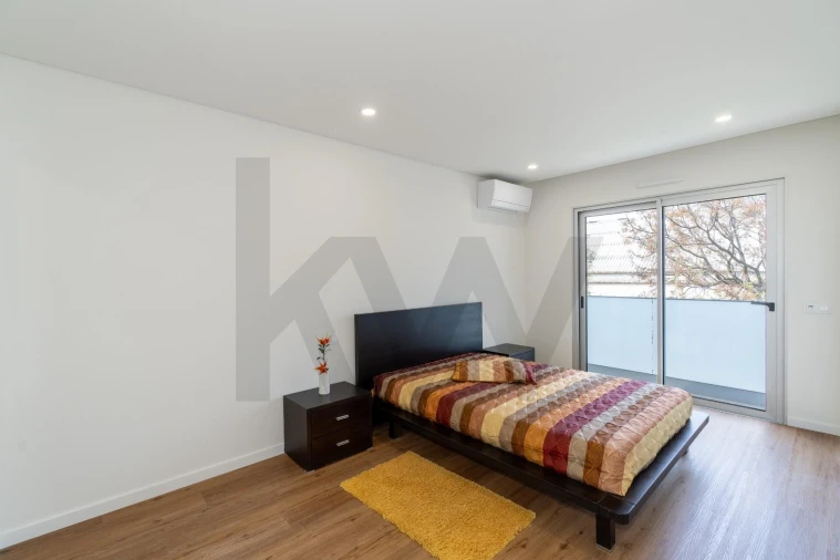 Apartamento T3 para Arrendamento em Vila Real de Santo Antonio Foto 3