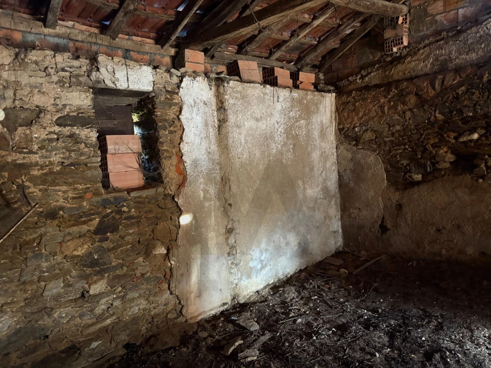 Moradia T1 para Venda em Olalhas Foto 10