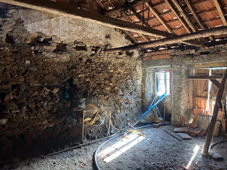 Moradia T1 para Venda em Olalhas Foto 12