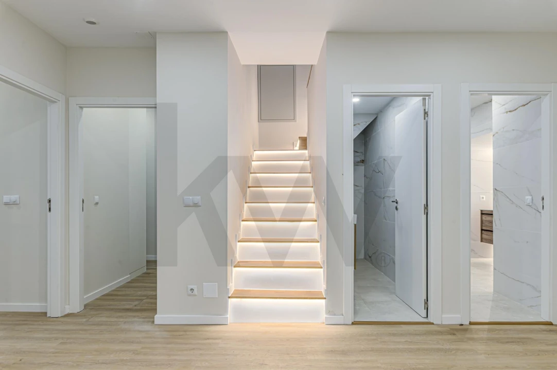 Apartamento T3 para Venda em Benfica Foto 13
