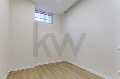 Apartamento T3 para Venda em Benfica