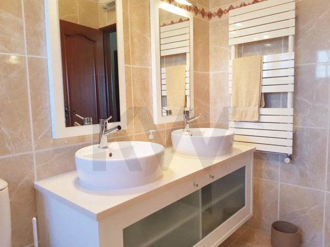 Moradia T4 para Venda em Quinta do Anjo Foto 23