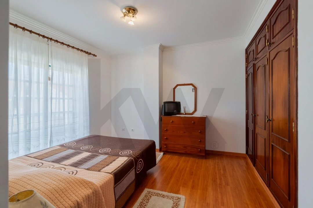 Moradia T5 para Venda em Laranjeiro e Feijó Foto 14