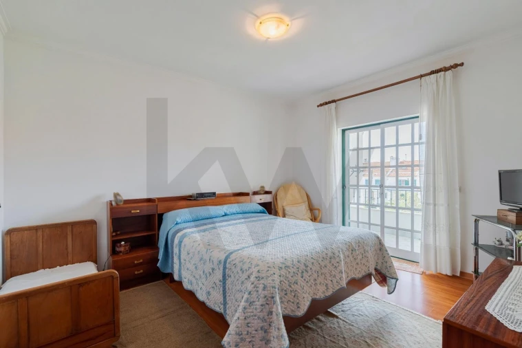 Moradia T5 para Venda em Laranjeiro e Feijó Foto 17