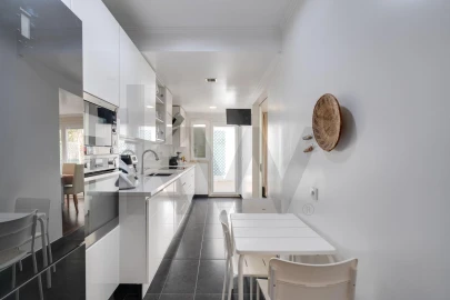 Apartamento T3 para Arrendamento em Avenidas Novas