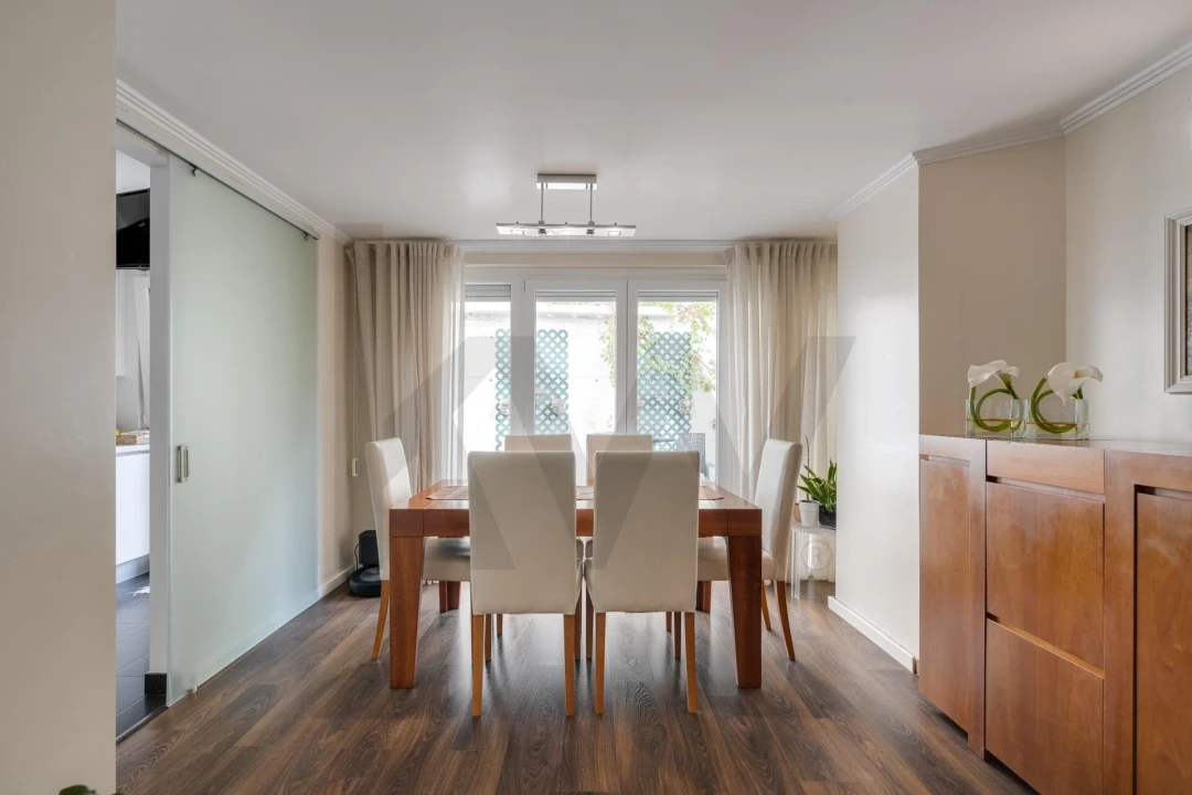 Apartamento T3 para Arrendamento em Avenidas Novas Foto 6