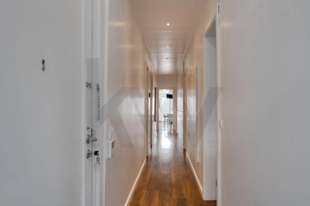 Apartamento T3 para Arrendamento em Avenidas Novas Foto 14