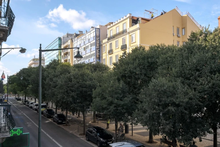 Apartamento T3 para Arrendamento em Avenidas Novas Foto 28