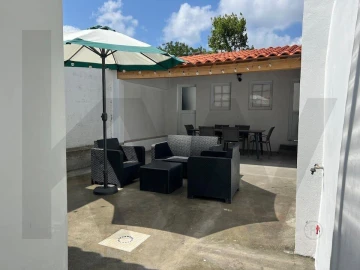 Moradia T5 para Venda em Ponta Delgada (São José)