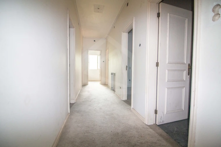 Moradia T6 para Venda em São João da Madeira Foto 8