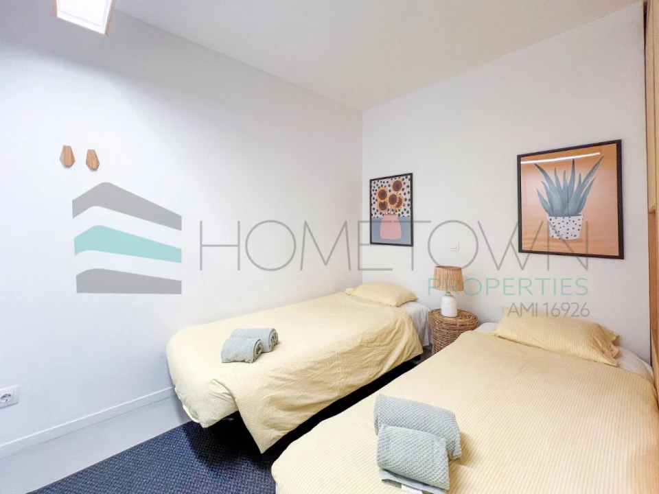 Apartamento T2 para Venda em Quarteira Foto 14