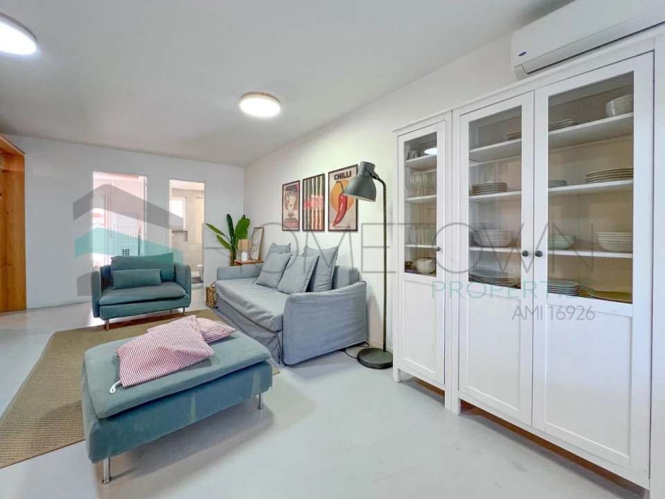 Apartamento T2 para Venda em Quarteira Foto 4