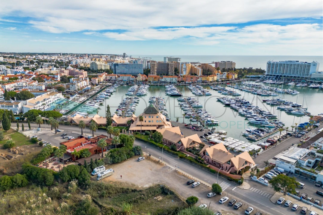 Apartamento T2 para Venda em Quarteira Foto 20