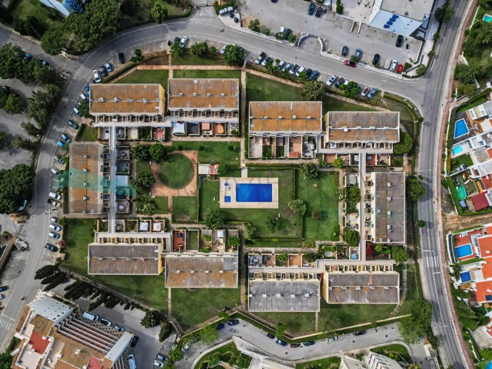 Apartamento T3 para Venda em Quarteira Foto 5