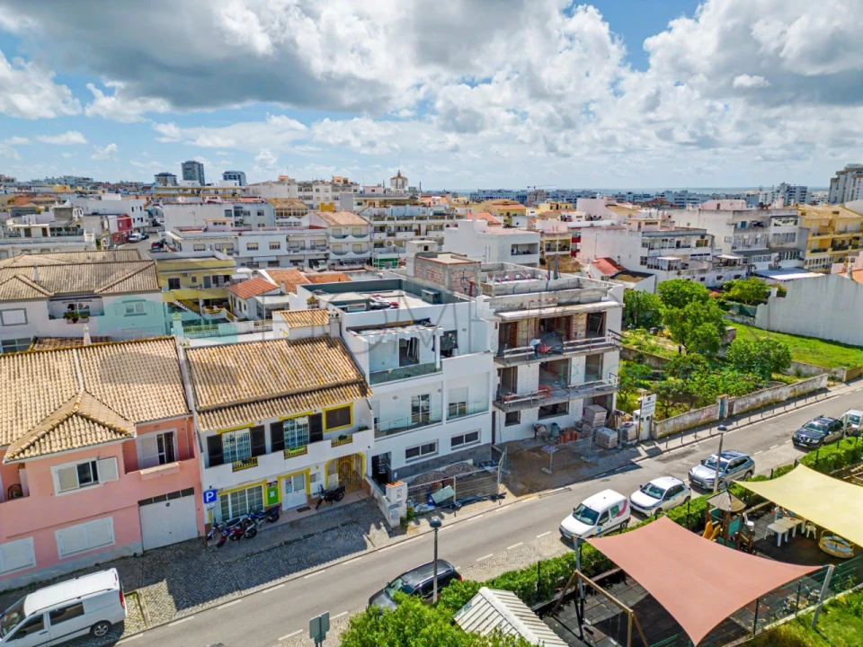 Apartamento T1 para Venda em Quarteira Foto 1