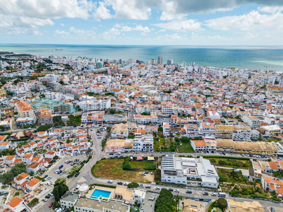 Apartamento T1 para Venda em Quarteira Foto 4