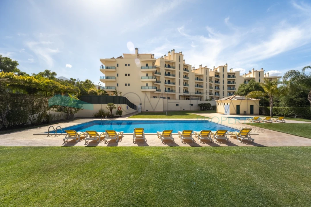 Apartamento T3 para Venda em Quarteira Foto 1