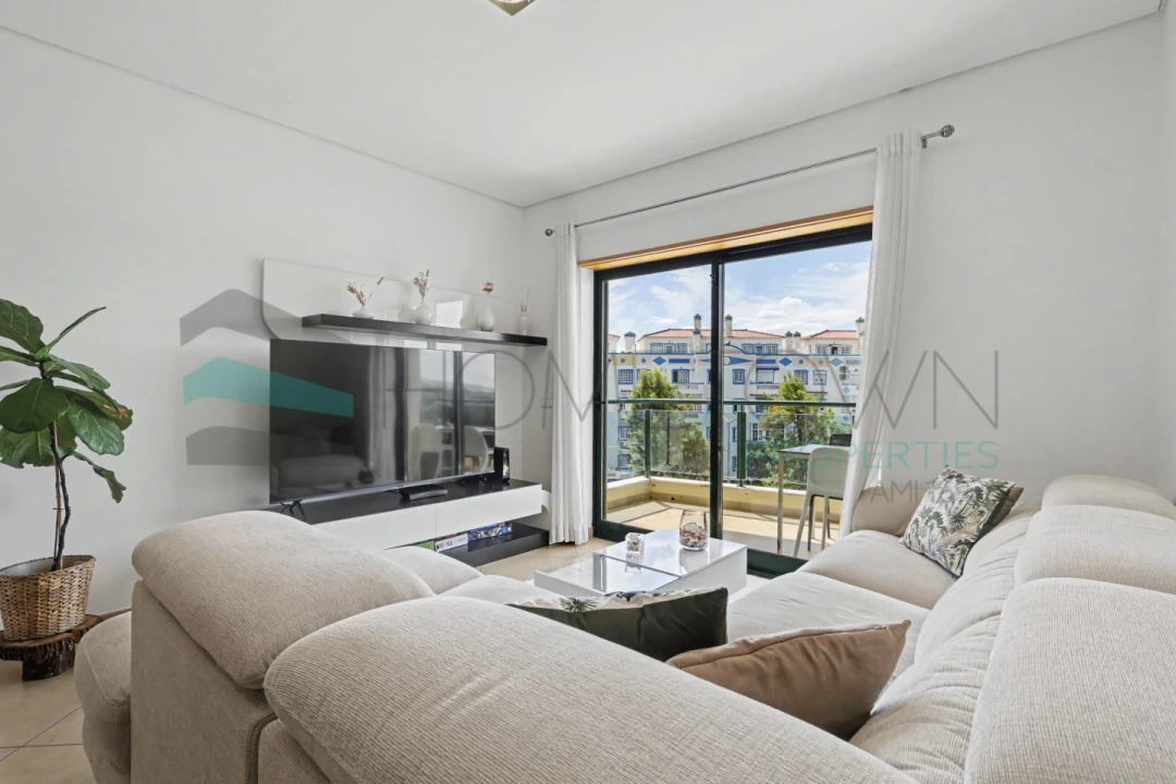 Apartamento T3 para Venda em Quarteira Foto 9