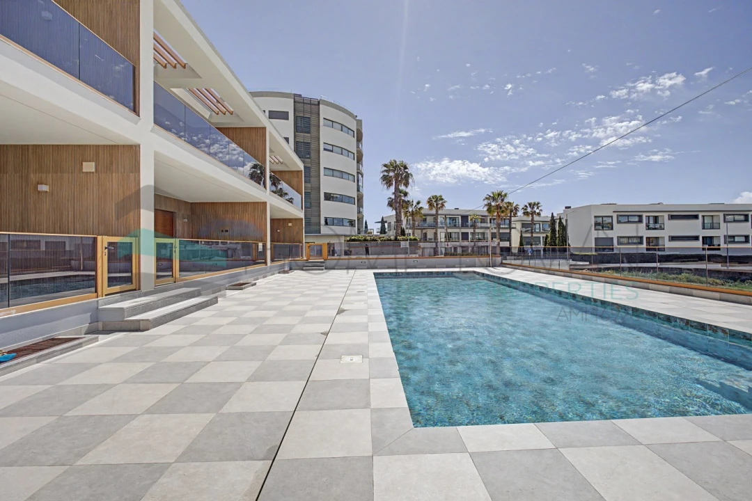 Apartamento T2 para Venda em Quarteira Foto 2