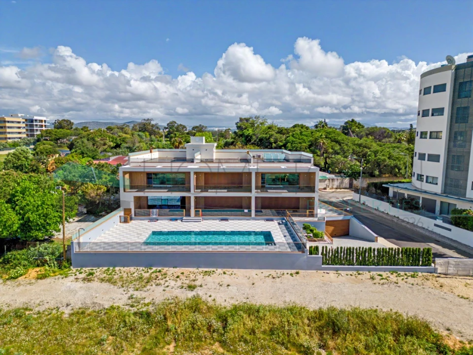 Apartamento T2 para Venda em Quarteira Foto 48