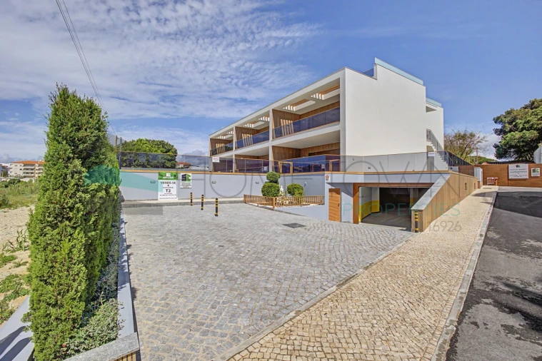 Apartamento T2 para Venda em Quarteira Foto 6