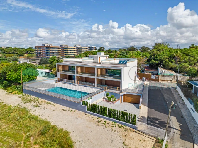 Apartamento T2 para Venda em Quarteira Foto 51