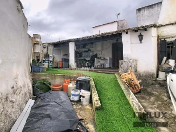 Moradia T3 para Venda em Viana do Alentejo