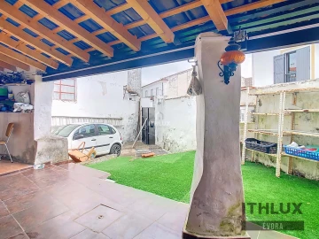 Moradia T3 para Venda em Viana do Alentejo