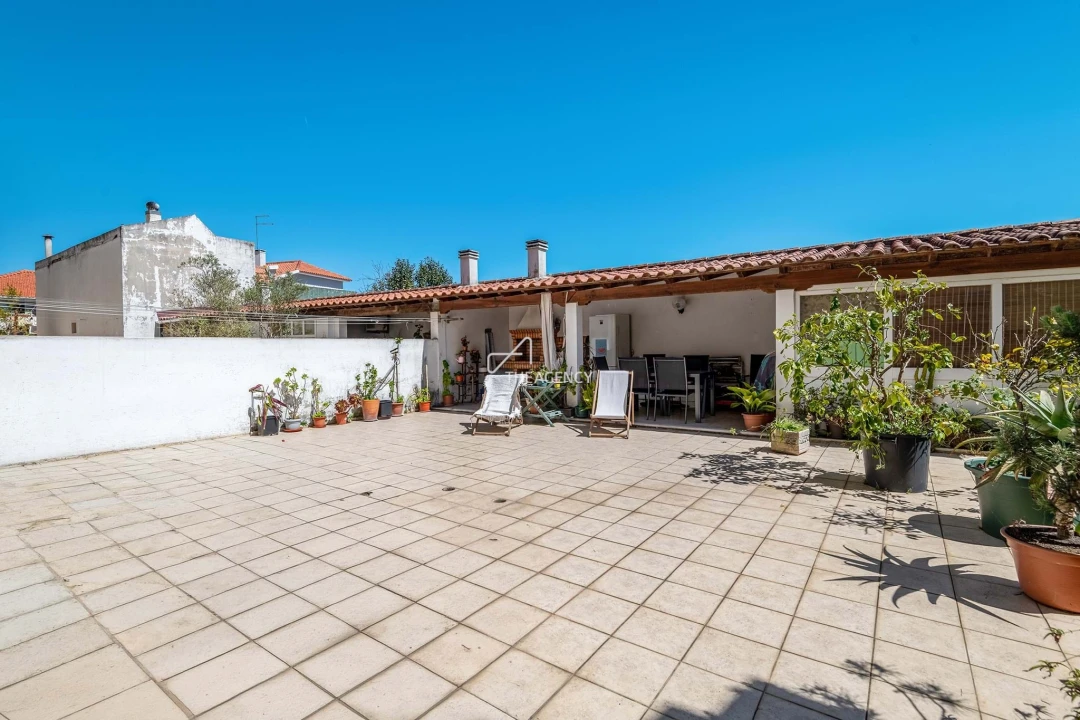 Apartamento T3 para Venda em Bombarral e Vale Covo Foto 6