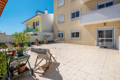 Apartamento T3 para Venda em Bombarral e Vale Covo