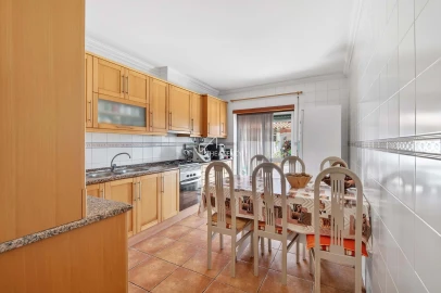 Apartamento T3 para Venda em Bombarral e Vale Covo