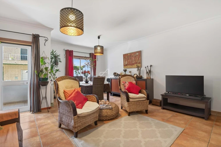 Apartamento T3 para Venda em Bombarral e Vale Covo Foto 8