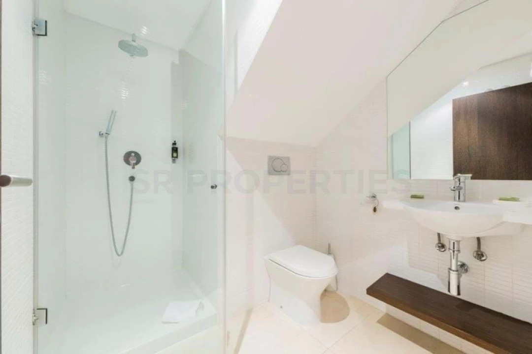 Apartamento T2 para Venda em Quarteira Foto 6