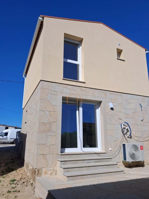 Moradia T2 para Venda em Monção e Troviscoso