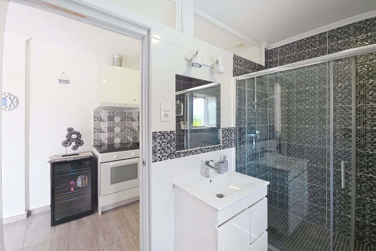 Moradia T3 para Venda em Boliqueime Foto 5