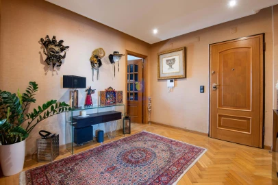 Apartamento T5 para Venda em Avenidas Novas