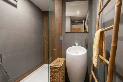 Apartamento T5 para Venda em Avenidas Novas