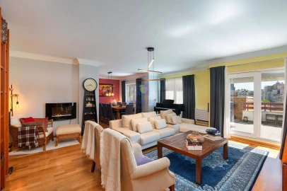 Apartamento T5 para Venda em Avenidas Novas