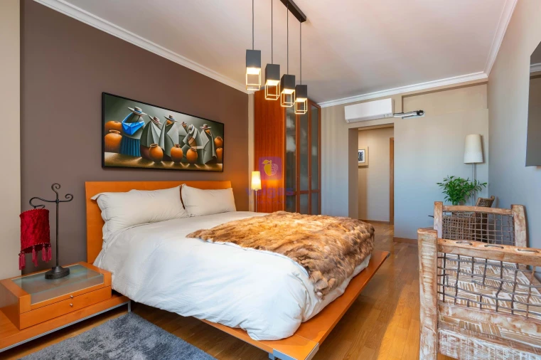 Apartamento T5 para Venda em Avenidas Novas Foto 32