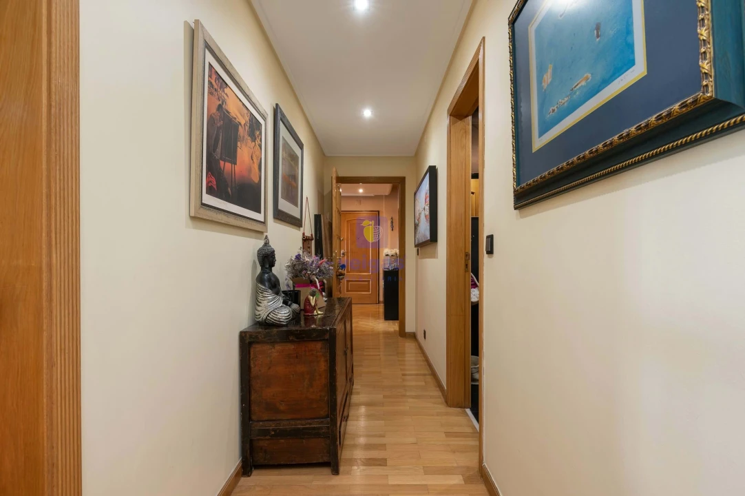 Apartamento T5 para Venda em Avenidas Novas Foto 25