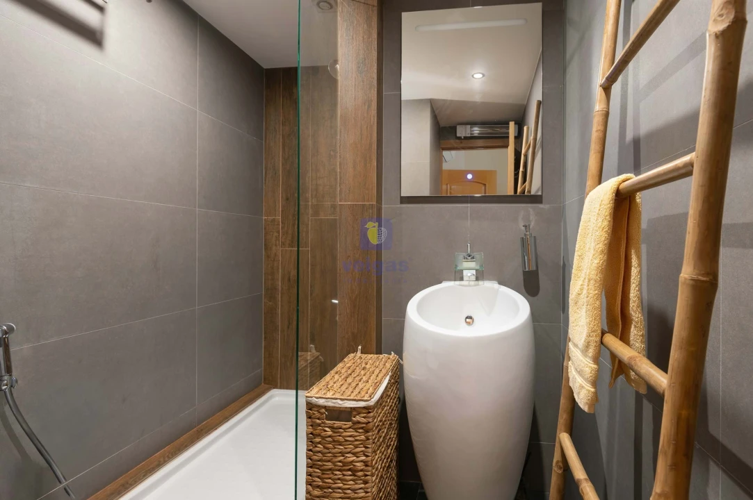 Apartamento T5 para Venda em Avenidas Novas Foto 29