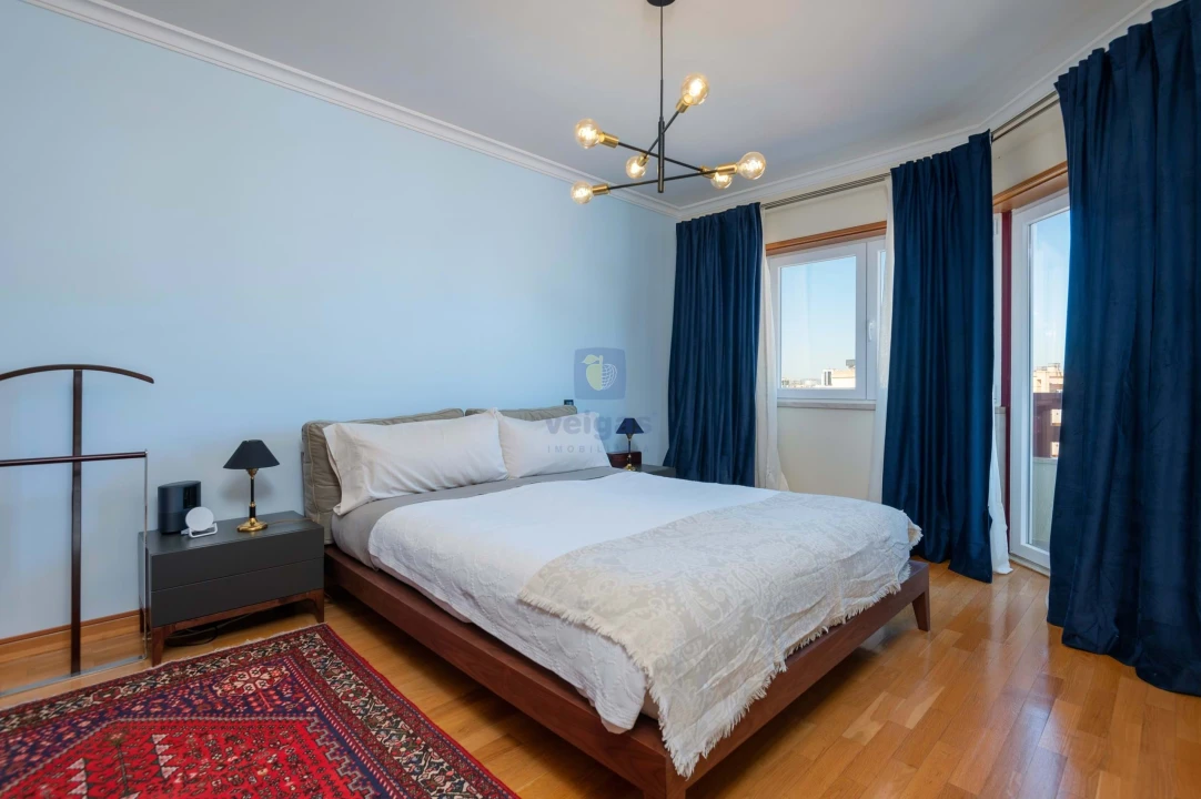 Apartamento T5 para Venda em Avenidas Novas Foto 19