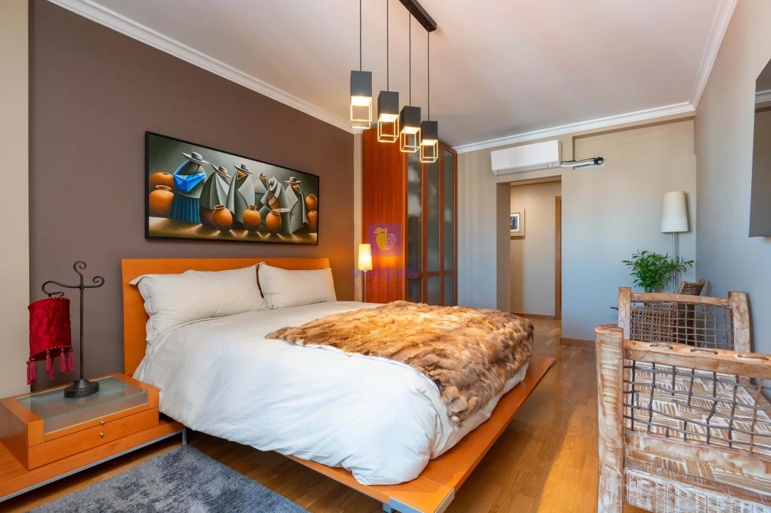 Apartamento T5 para Venda em Avenidas Novas Foto 32