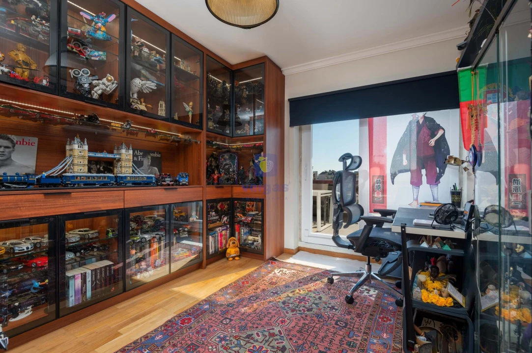 Apartamento T5 para Venda em Avenidas Novas Foto 35