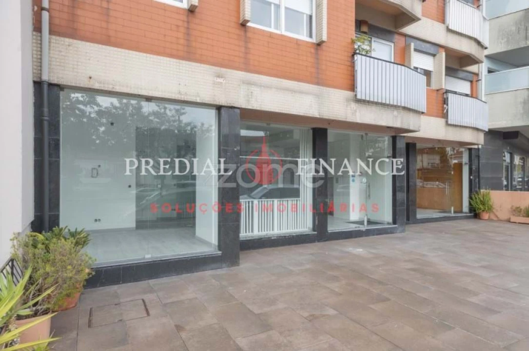 Negócio para Arrendamento em Ramalde Foto 1