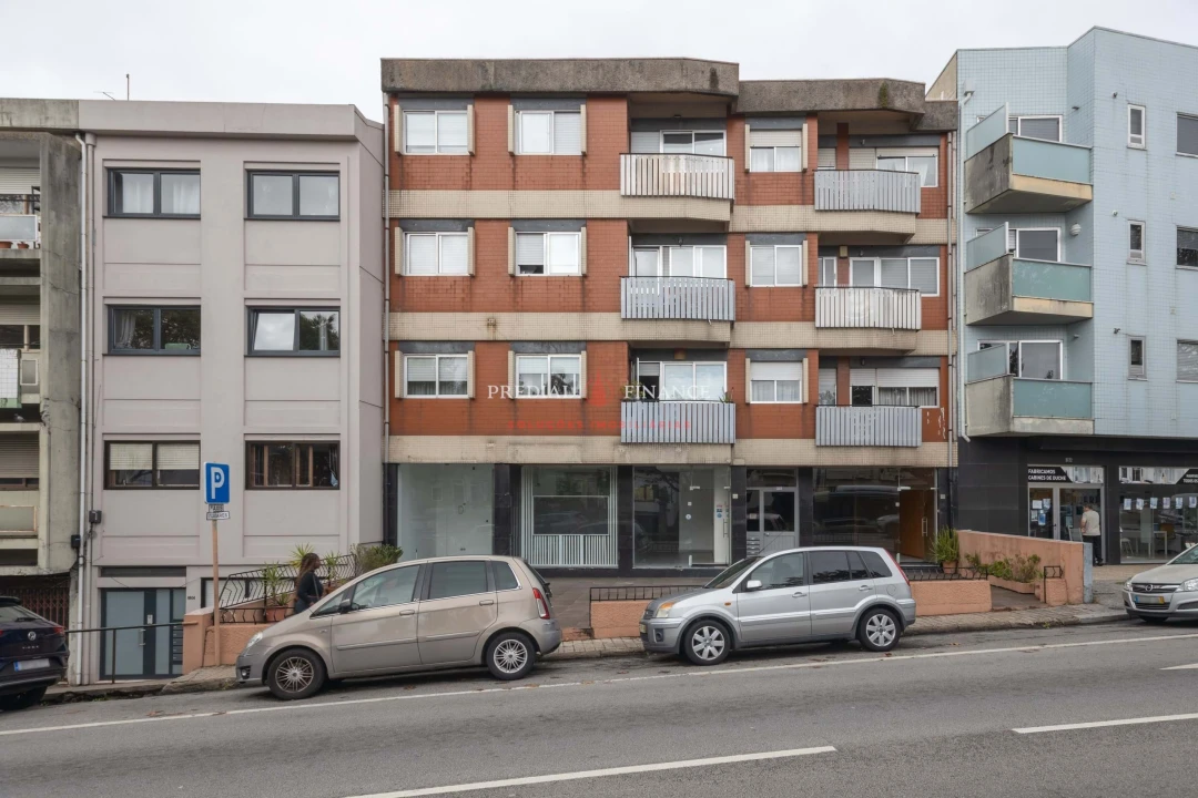 Negócio para Arrendamento em Ramalde Foto 3