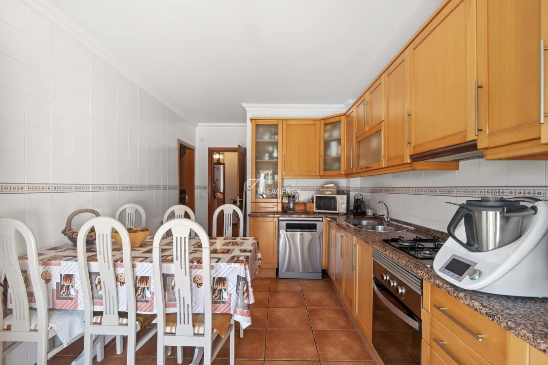 Apartamento T3 para Venda em Bombarral e Vale Covo Foto 15